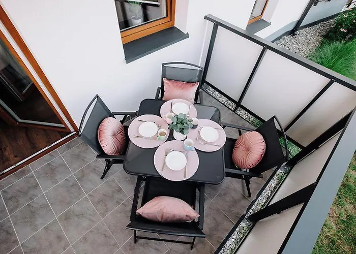 Апартаменти Rose Luxury *